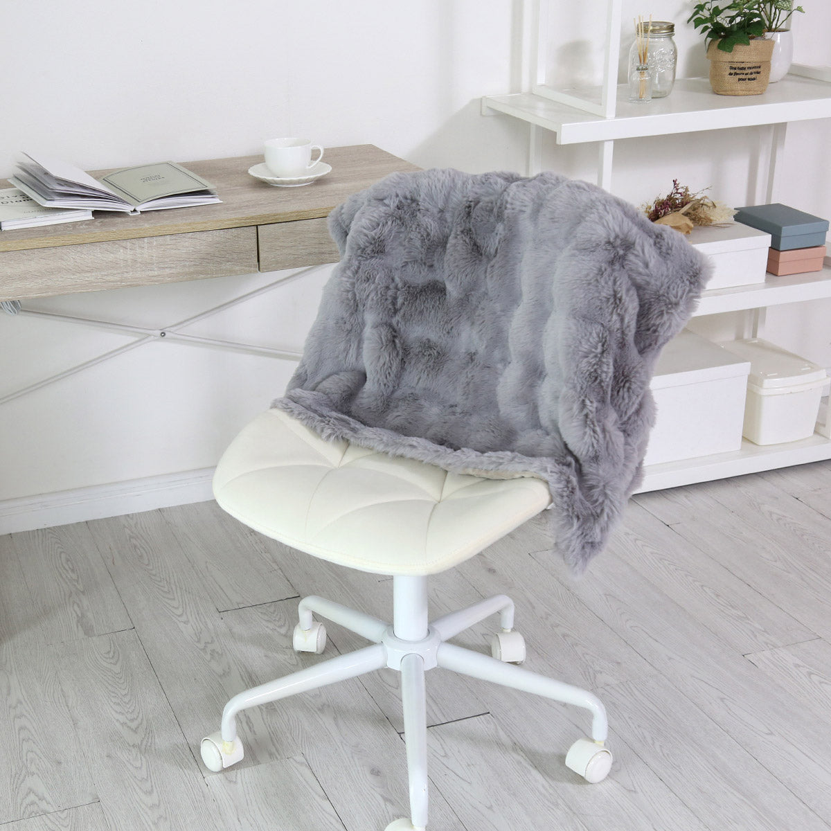 ひざ掛け ラビットファー ふわふわ リバーシブル ポリエステル100％