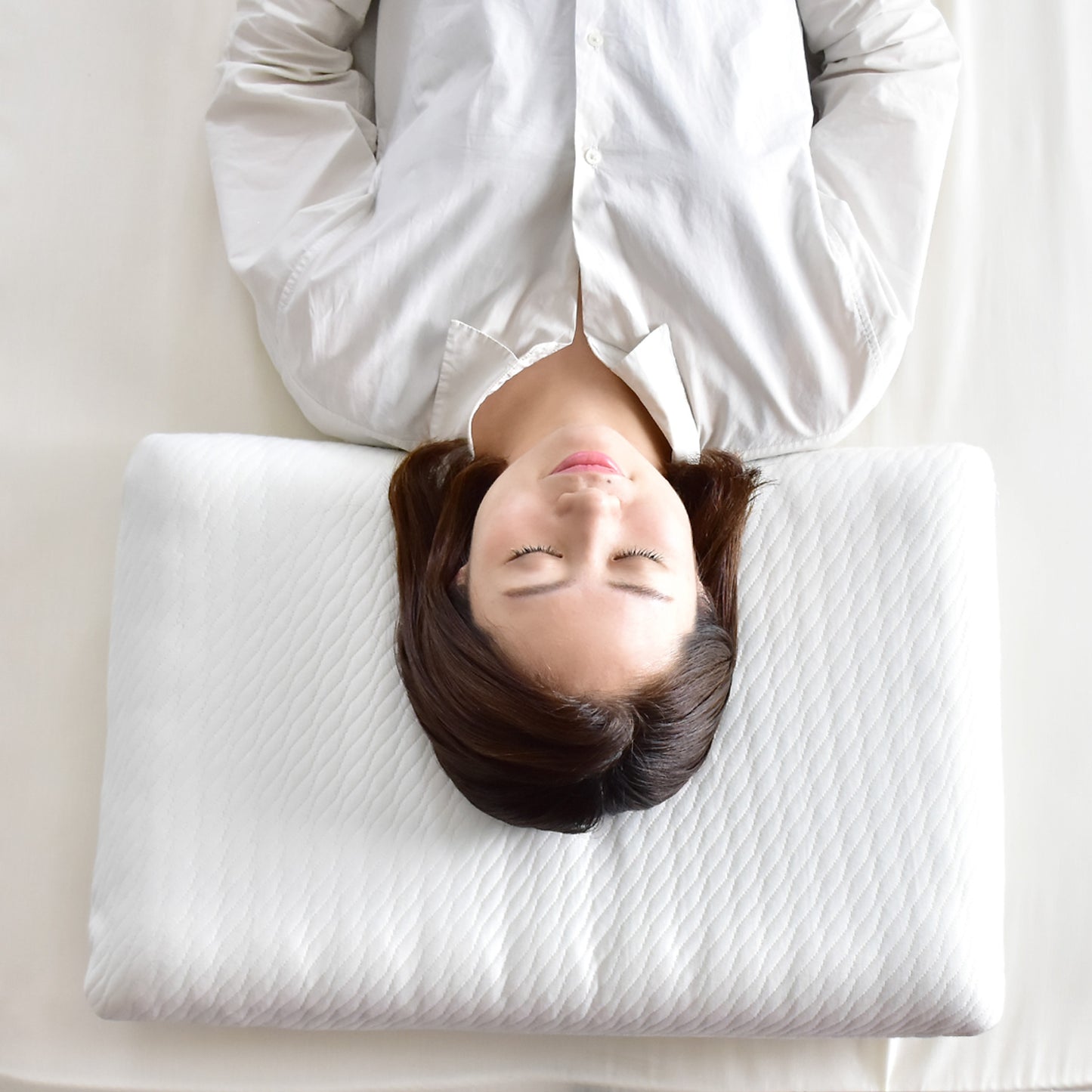 低反発枕 ブラックサイレンス プレミアムカット